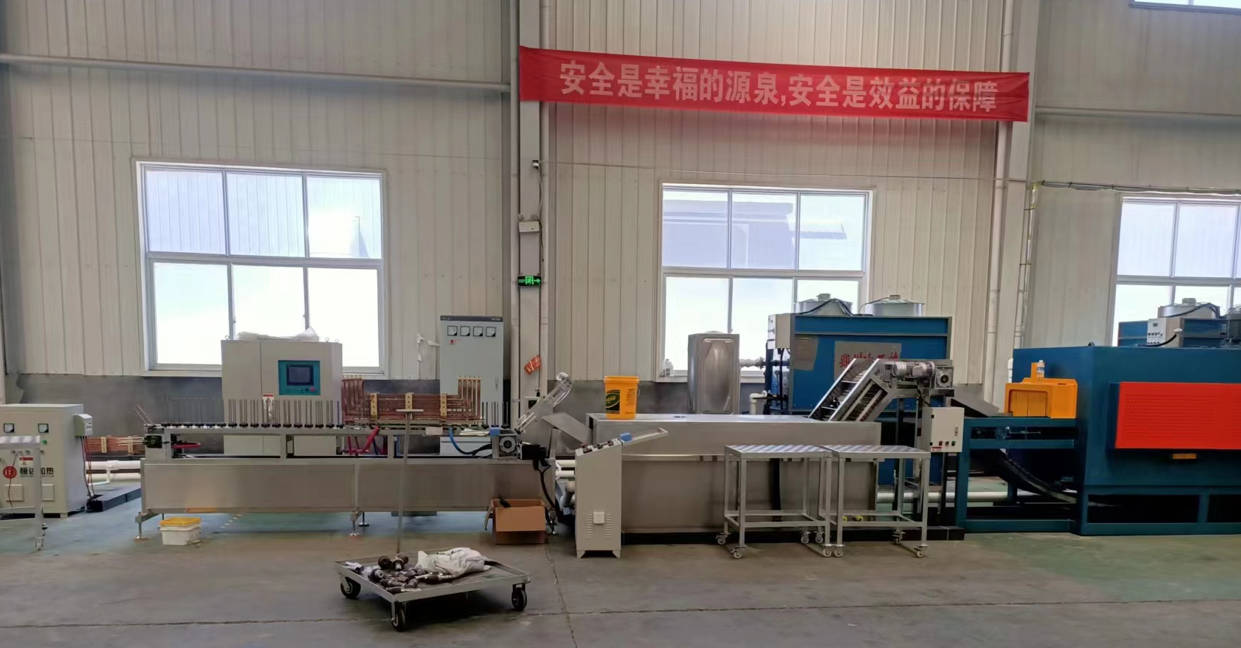 截齿焊接生产线比亚特自动化9.jpg 截齿焊接生产线比亚特自动化9.jpg